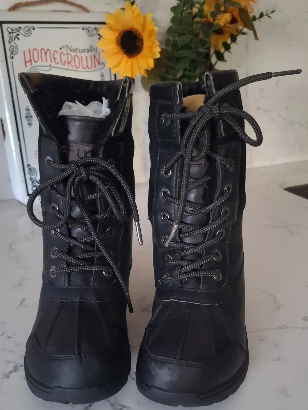 UGG lace up